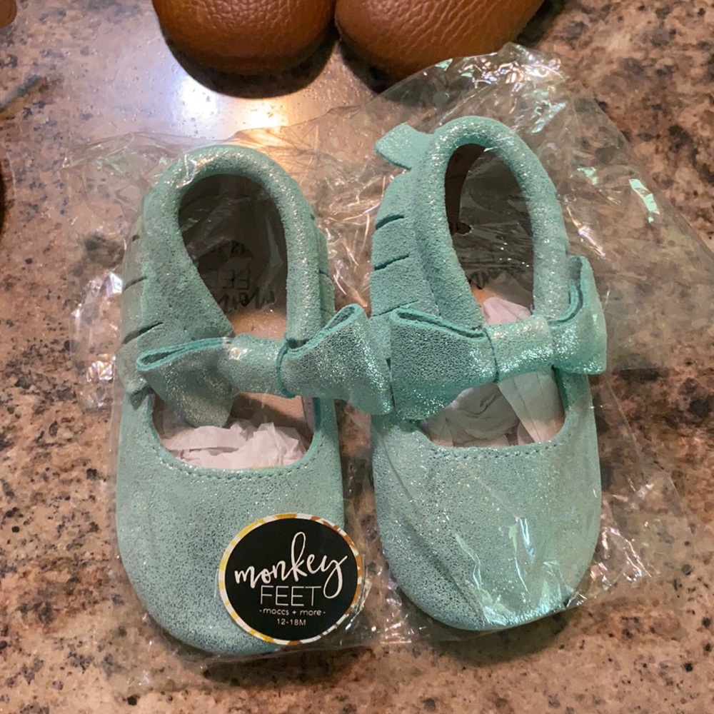 Lovely light blue monkey feet